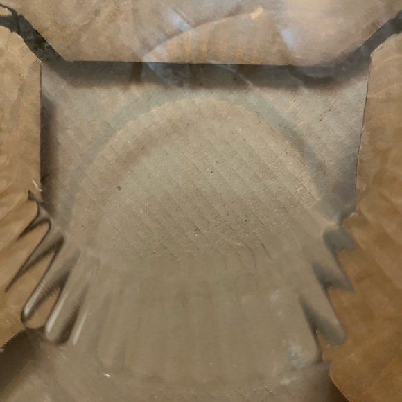 ****Donated***GLASS serving dish 12.5” - Picture 4 of 6